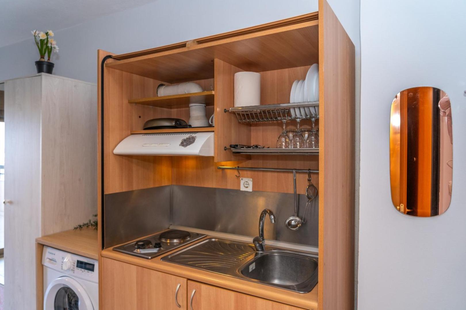 Kosmos Service Apartment Beautiful Studio 3 With Additional Cost Parking Tessalónica Exterior foto